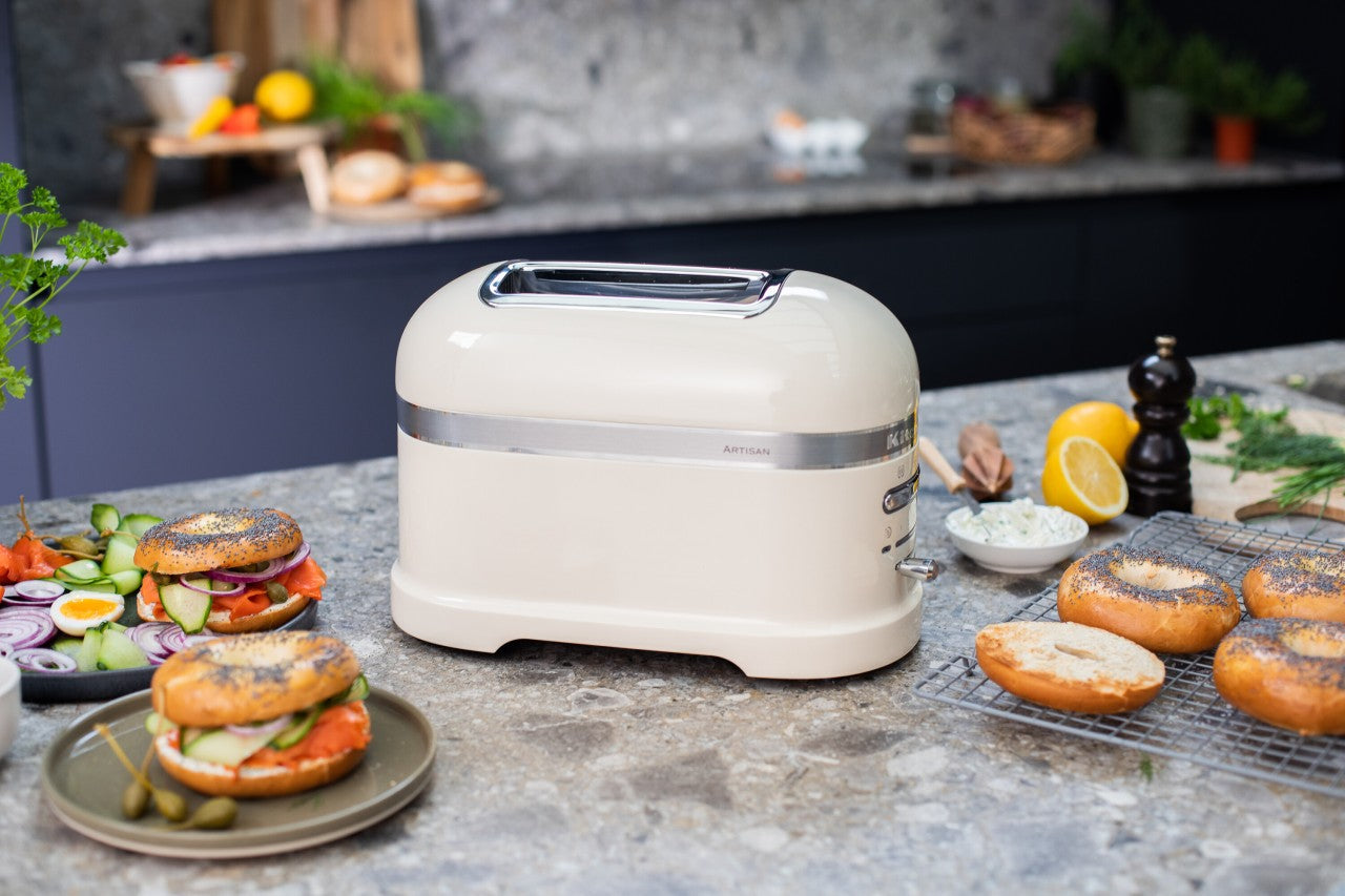 KitchenAid Paket 2, 2-Scheiben Toaster Artisan 5KMT2204